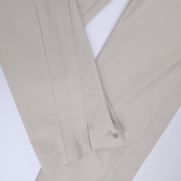 New Athleta Cream Casual Excercise Pants Sz 2 - Picture 13 of 13
